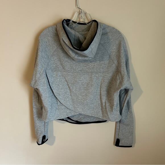 Nike Tech Gray Asymmetrical Zipper Butterfly Back Cropped Hoodie Size Small - Picture 7 of 12